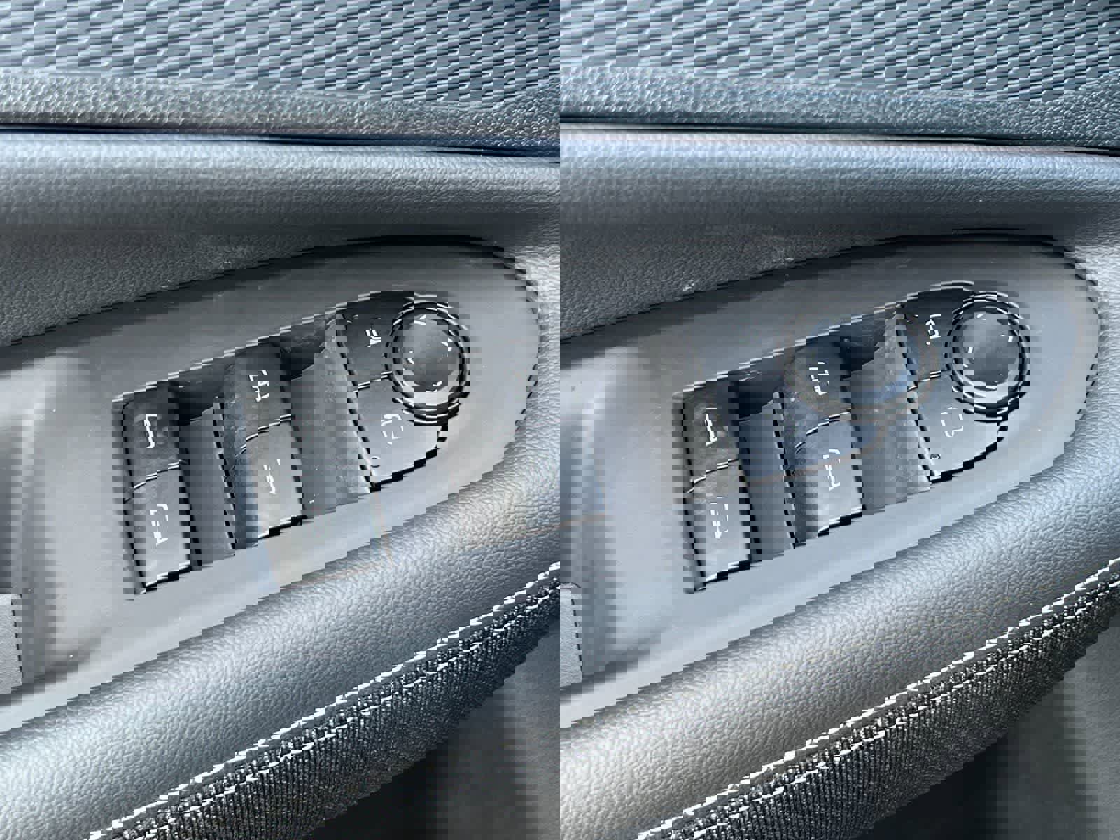 New 2026 Chevrolet Blazer EV LT image 13