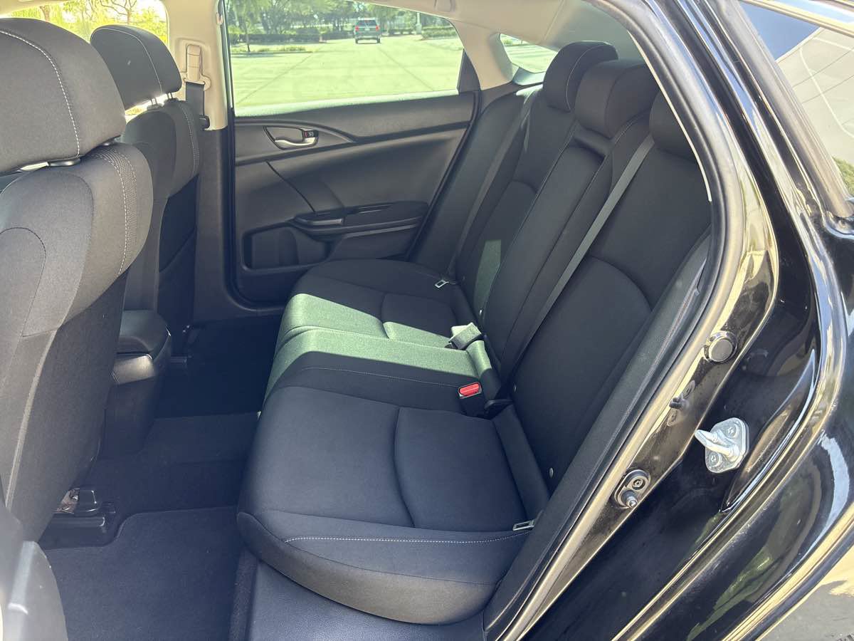 Used 2018 Honda Civic EX-T image 12