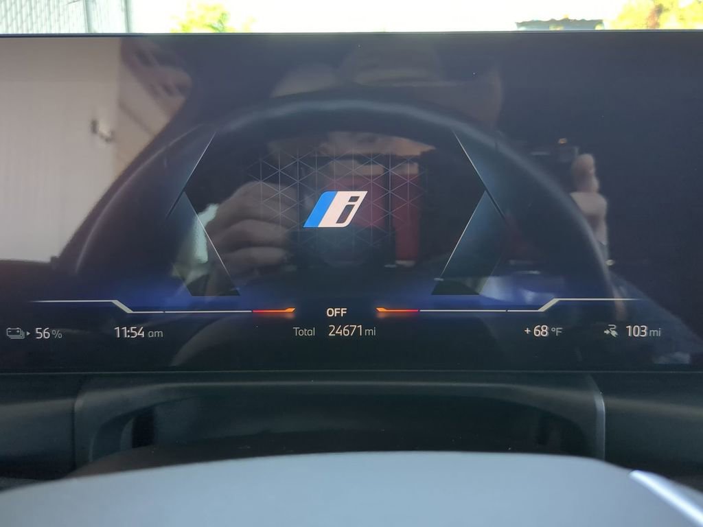 Used 2023 BMW i4 eDrive35 w/ Parking Assistance Package image 15