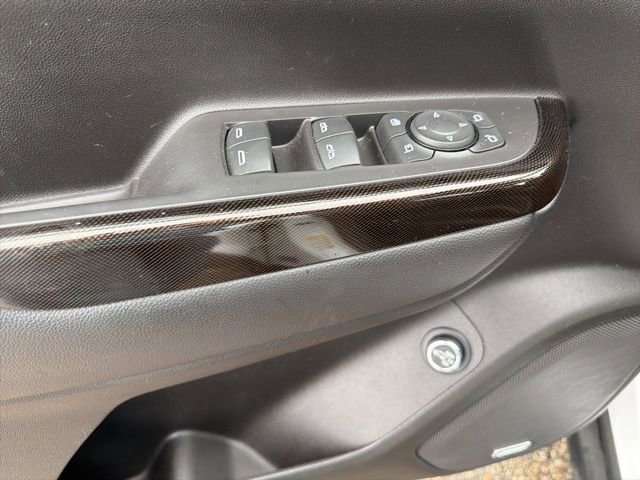 Used 2021 GMC Acadia AT4 w/ Technology Package AWD/4WD image 16