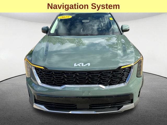 Used 2025 Kia Sorento EX AWD/4WD image 4