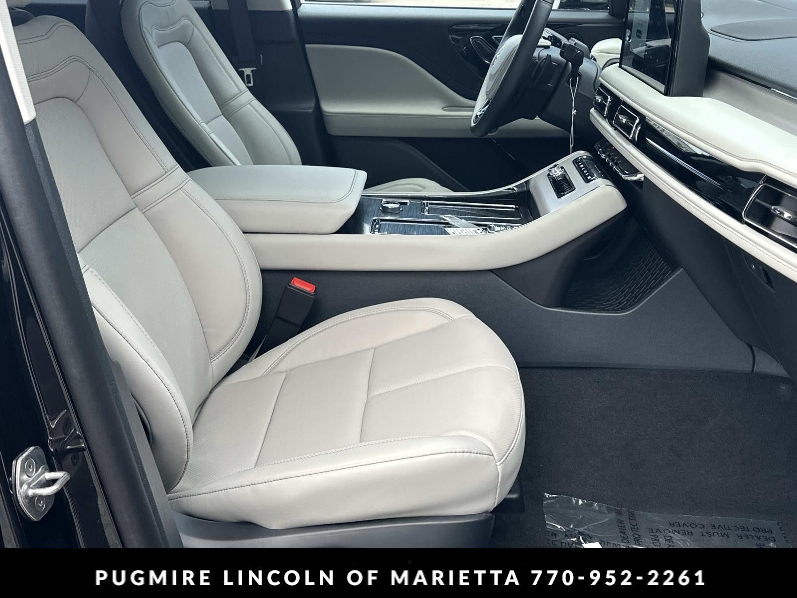 New 2026 Lincoln Aviator Reserve RWD image 13