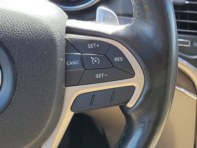 Used 2015 Jeep Grand Cherokee Limited w/ Trailer Tow Group IV AWD/4WD image 11