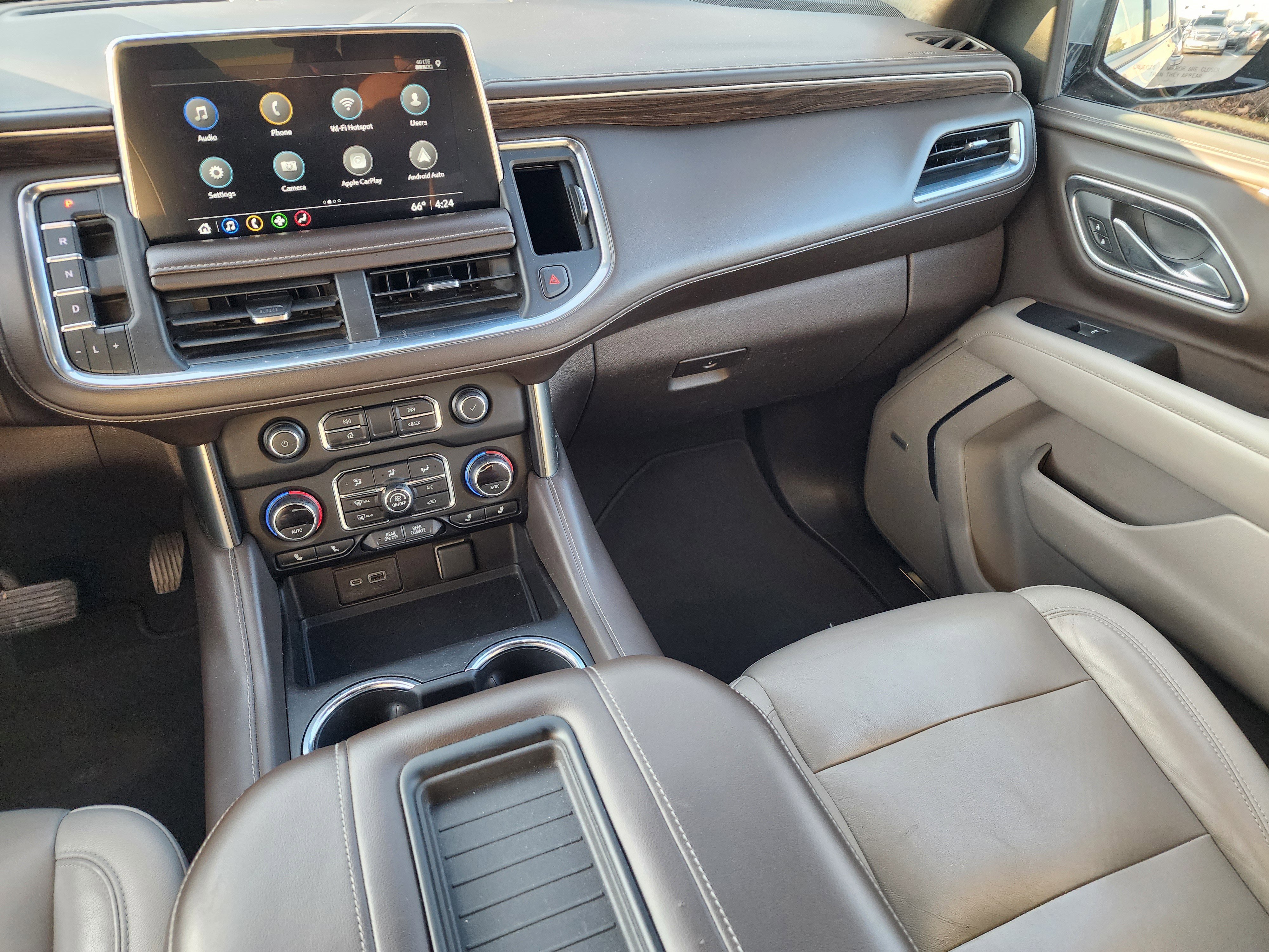 Used 2021 Chevrolet Suburban Z71 w/ Z71 Off-Road Package image 20