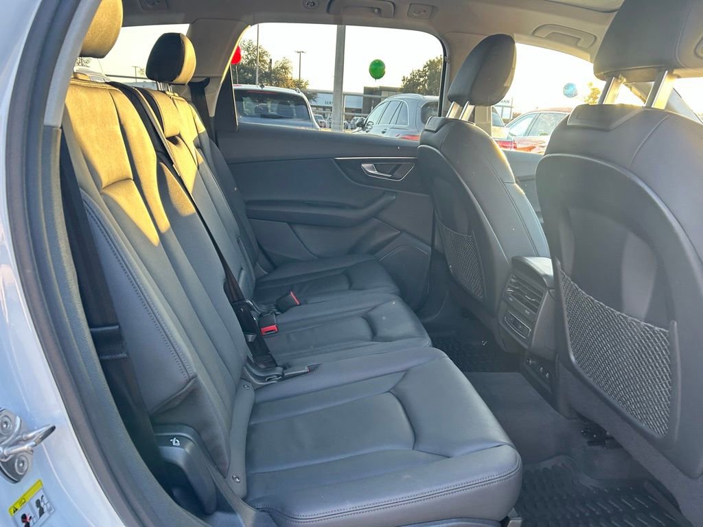 Used 2023 Audi Q7 2.0T Premium w/ Towing Package image 40