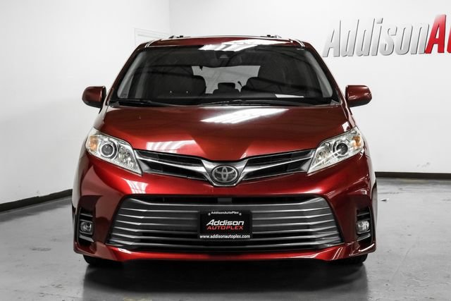Used 2019 Toyota Sienna XLE Premium FWD image 6
