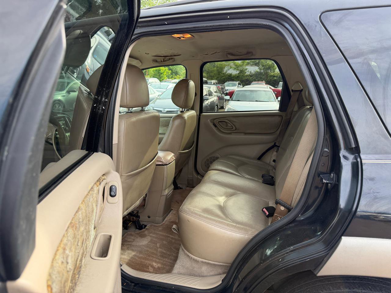 Used 2003 MAZDA Tribute ES FWD image 10