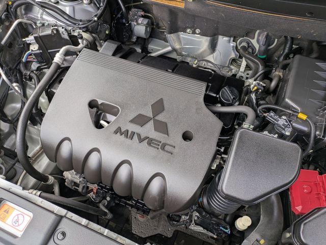 Used 2020 Mitsubishi Outlander ES AWD/4WD image 29