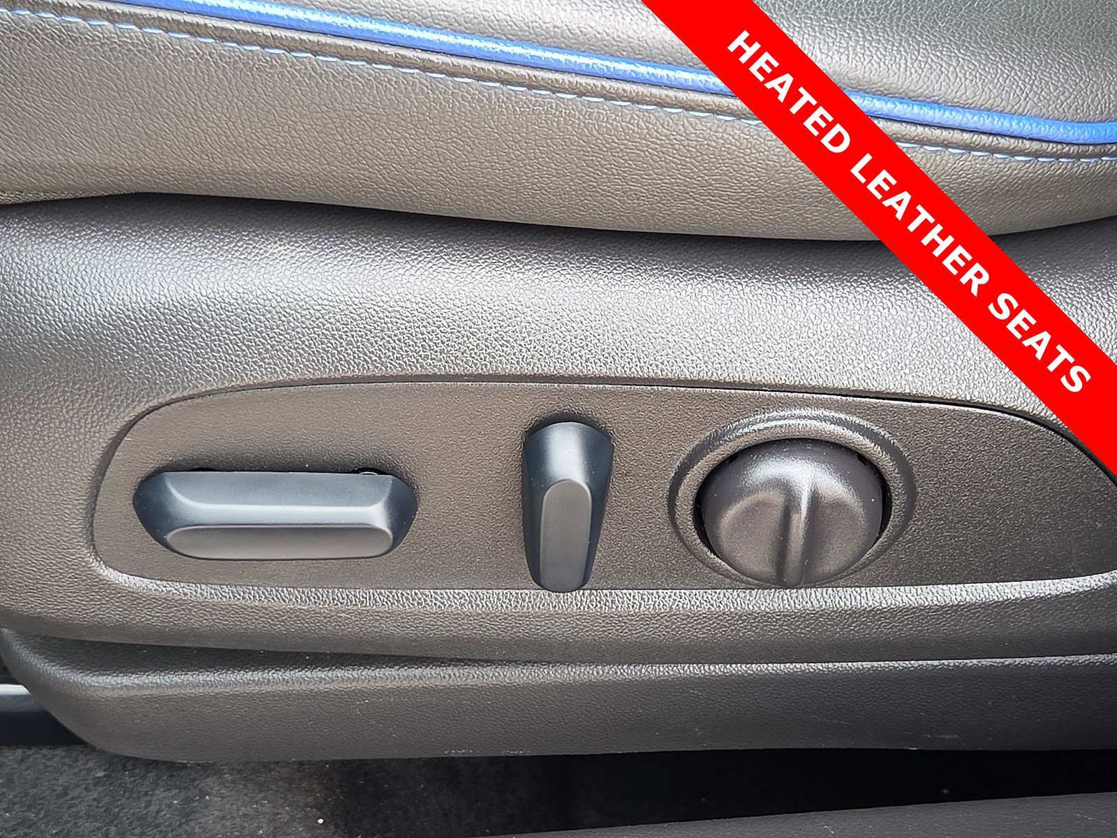 Used 2025 Buick Encore GX Sport Touring w/ Advanced Technology Package image 14