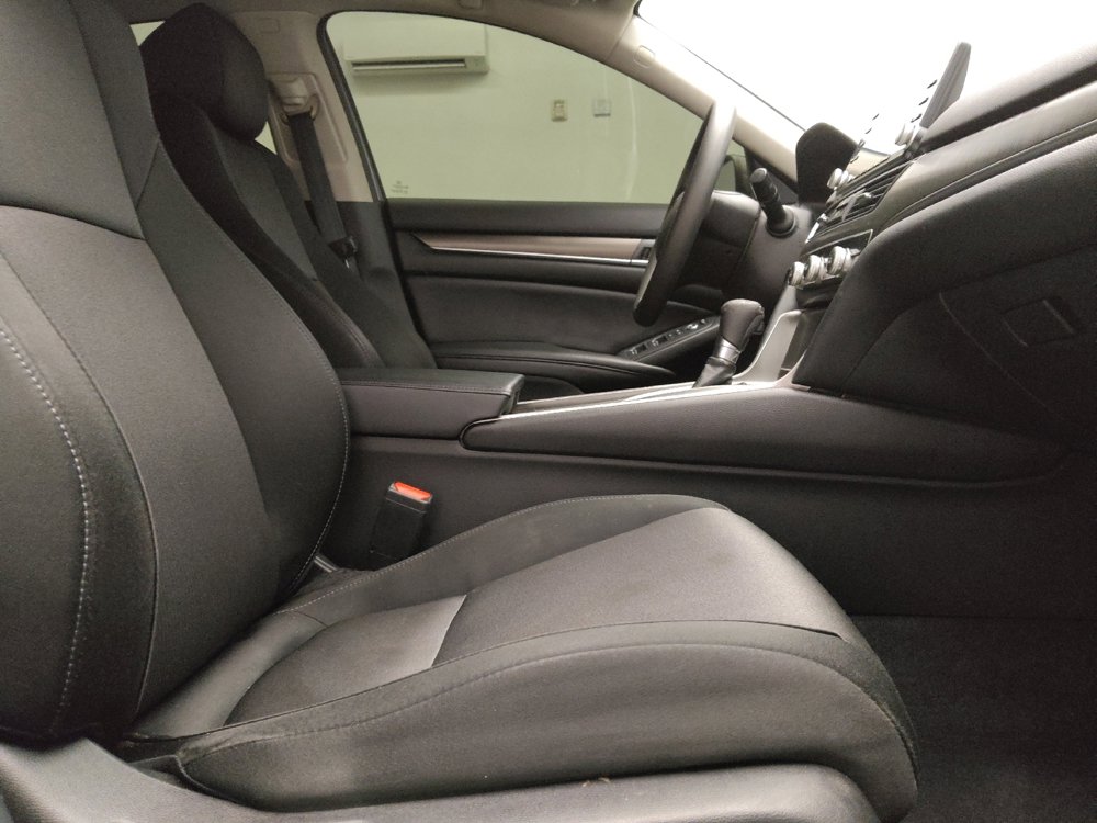 Used 2019 Honda Accord LX image 21