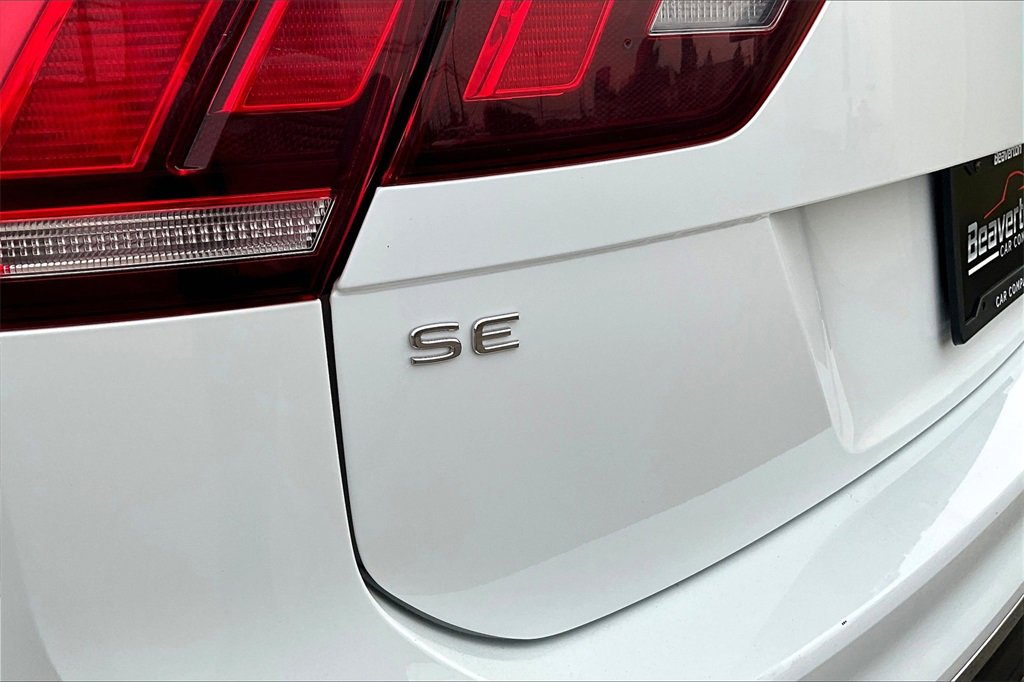 Used 2022 Volkswagen Tiguan SE image 32