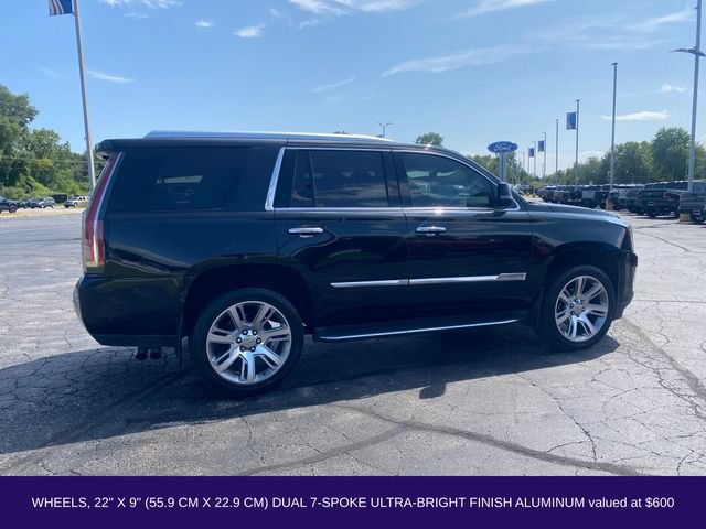 Used 2017 Cadillac Escalade Luxury AWD/4WD image 9