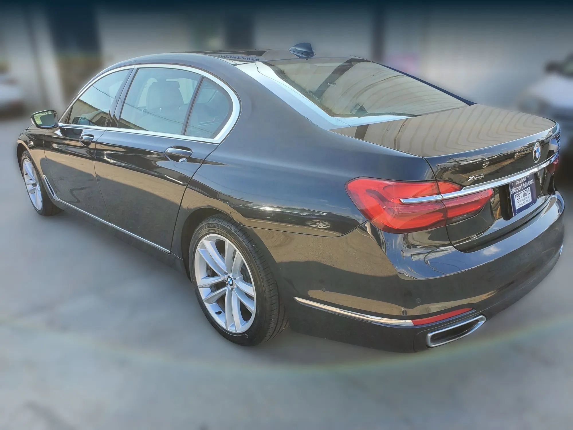 Used 2018 BMW 750i xDrive image 8