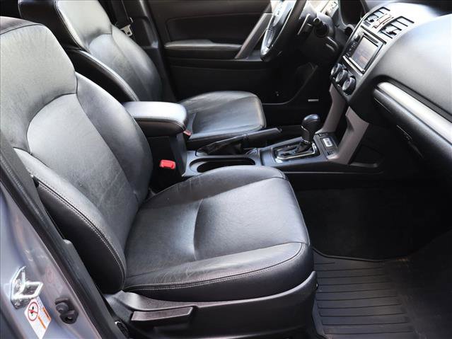 Used 2015 Subaru Forester 2.0XT Touring w/ Eyesight & Navigation System AWD/4WD image 26