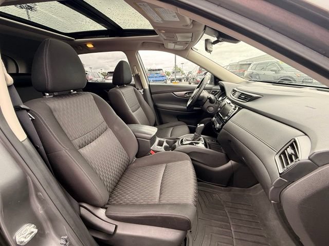 Certified 2020 Nissan Rogue SV w/ Sun & Sound Touring Package AWD/4WD image 19