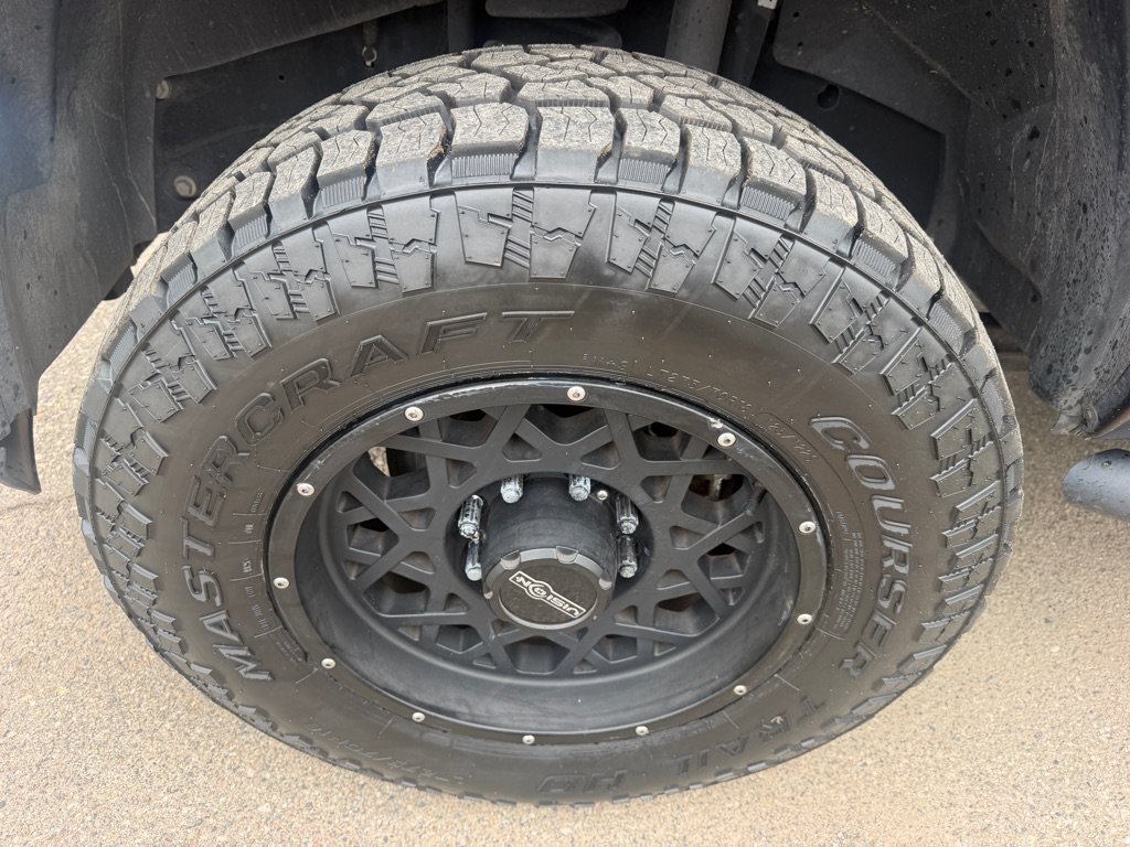 Used 2018 RAM 2500 Tradesman w/ Chrome Appearance Group AWD/4WD image 17