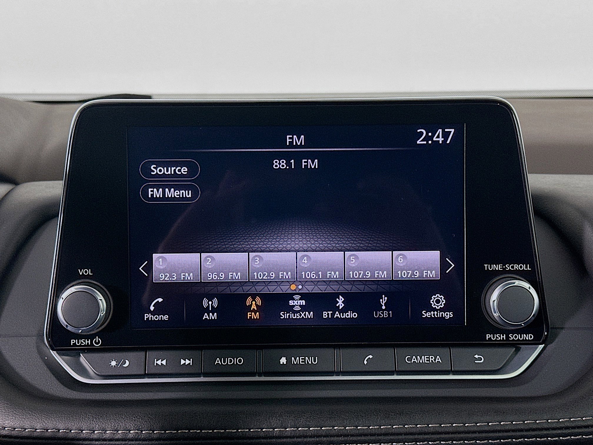 Used 2023 Nissan Rogue S image 21