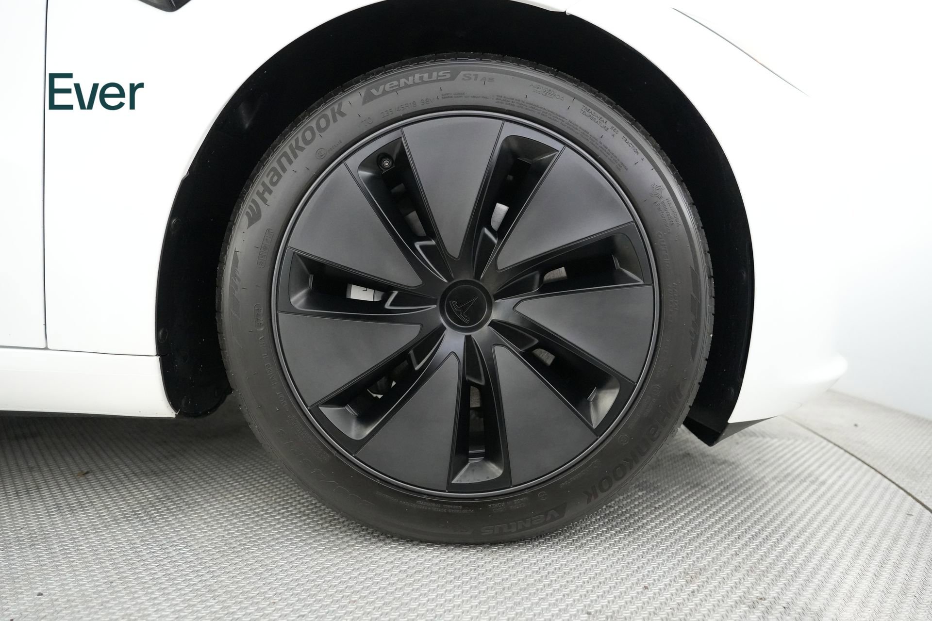 Used 2025 Tesla Model 3 Long Range image 19