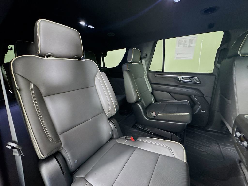 Used 2025 Chevrolet Tahoe Premier RWD image 30
