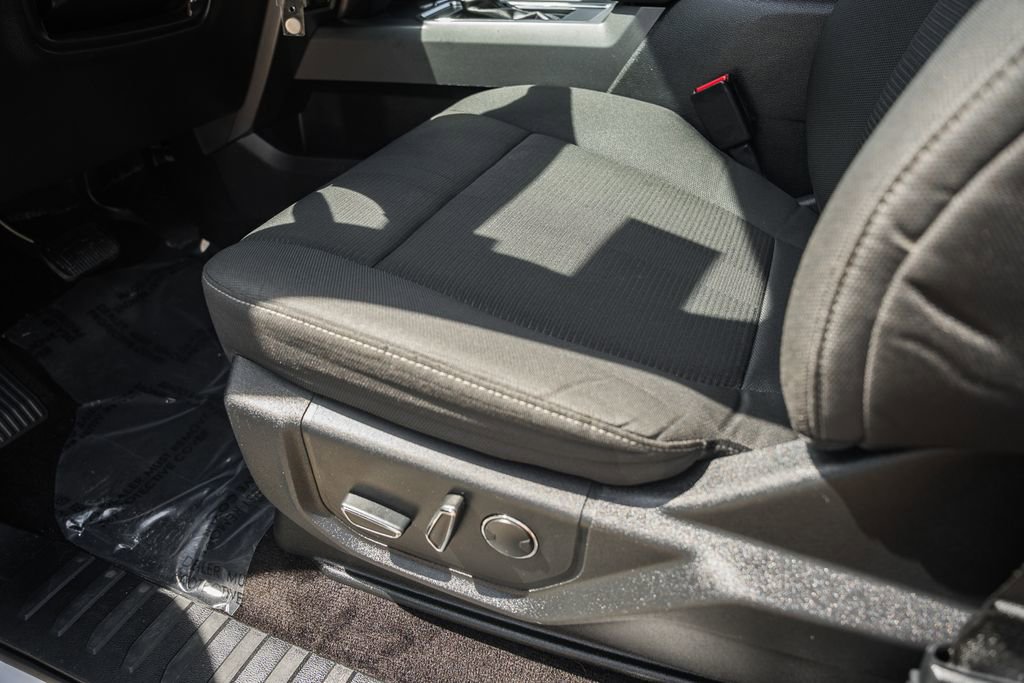 Used 2016 Ford F150 XLT w/ Equipment Group 302A Luxury image 44