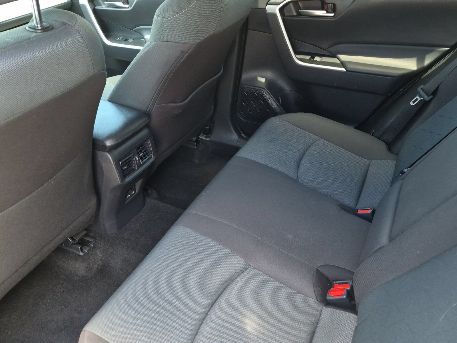 Certified 2025 Toyota RAV4 XLE AWD/4WD image 11