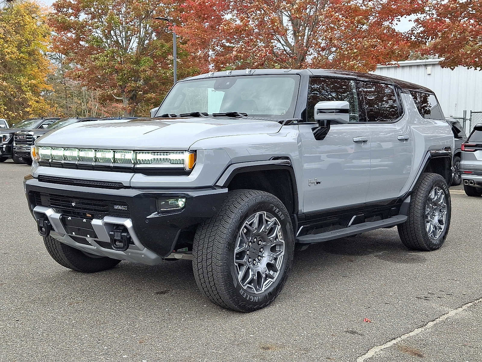 Used 2025 GMC Hummer EV 3X image 3