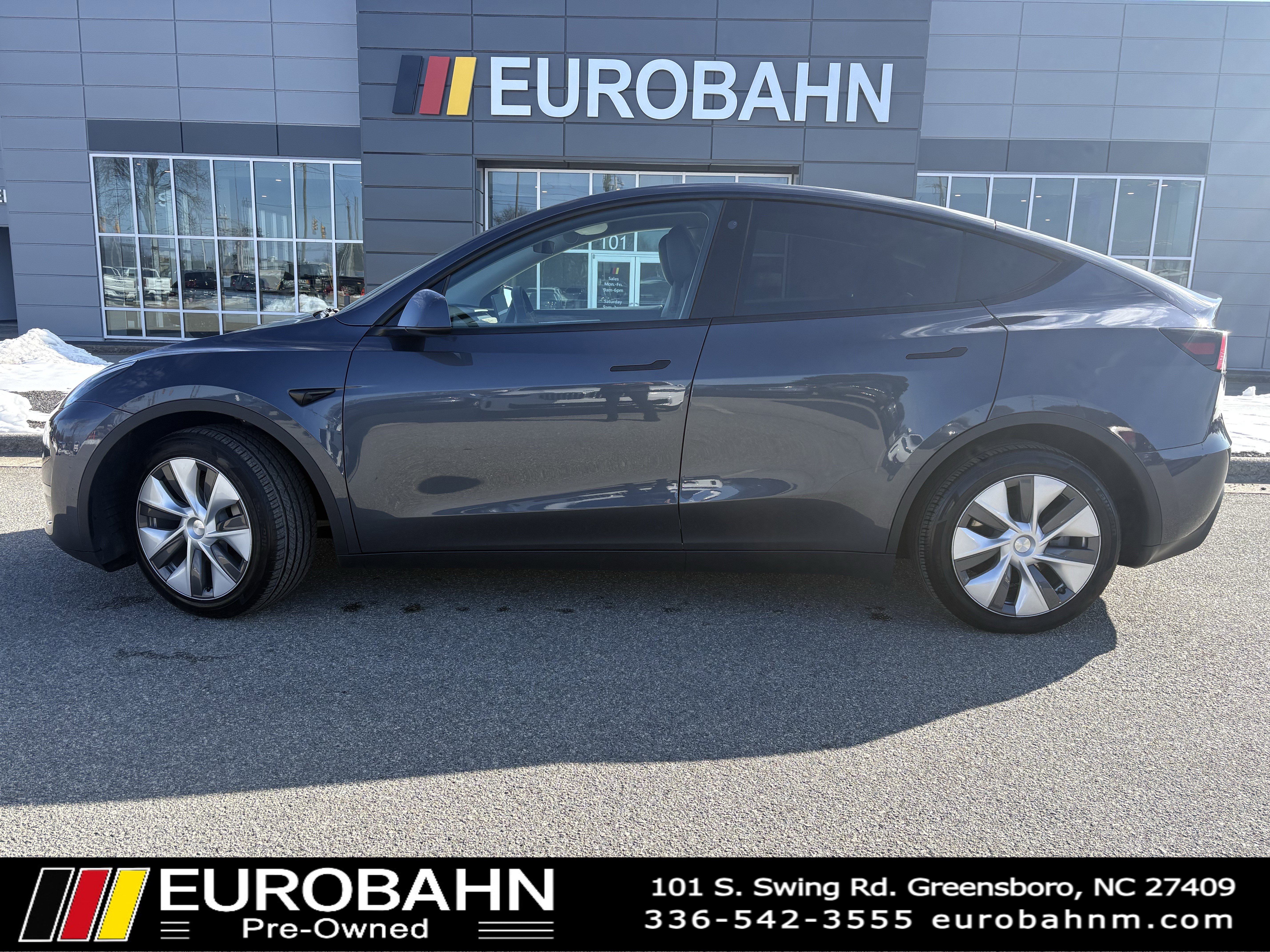 Used 2023 Tesla Model Y Long Range image 2