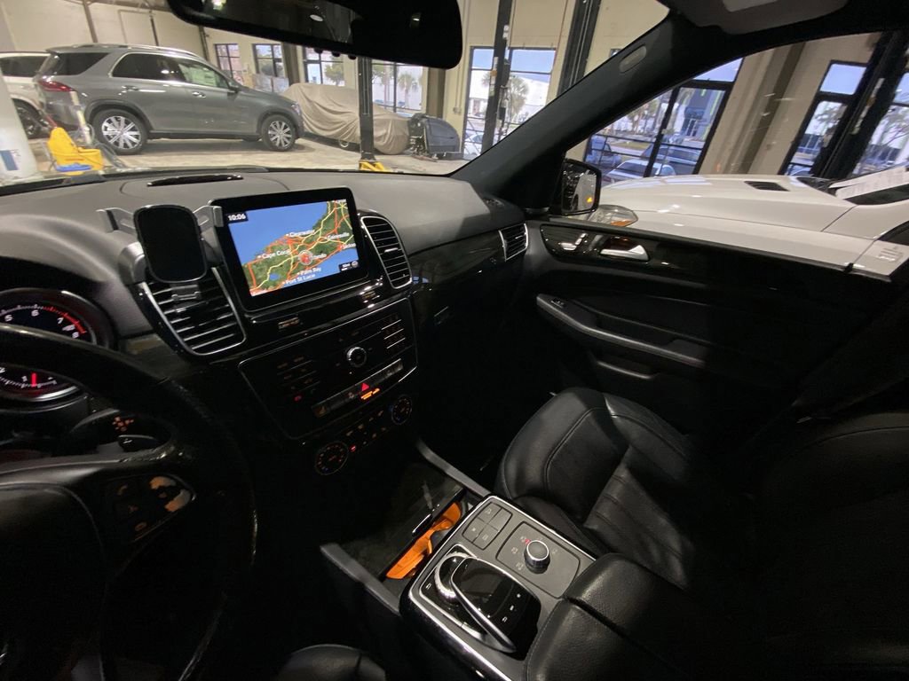 Certified 2017 Mercedes-Benz GLE 350 4MATIC image 7