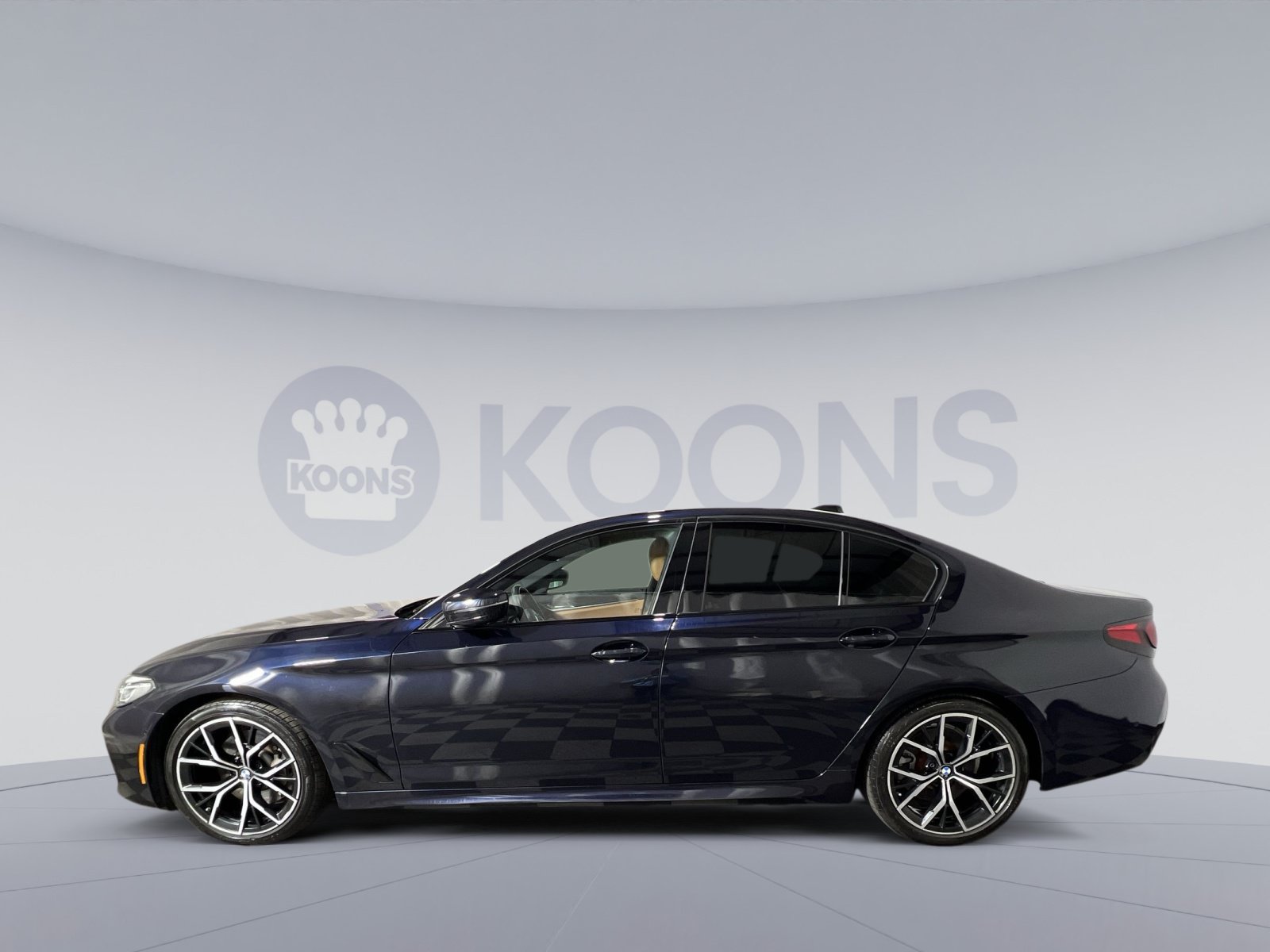 Used 2022 BMW 530i xDrive w/ M Sport Package AWD/4WD image 2