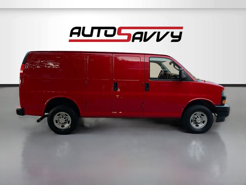Used 2024 Chevrolet Express 2500 image 8
