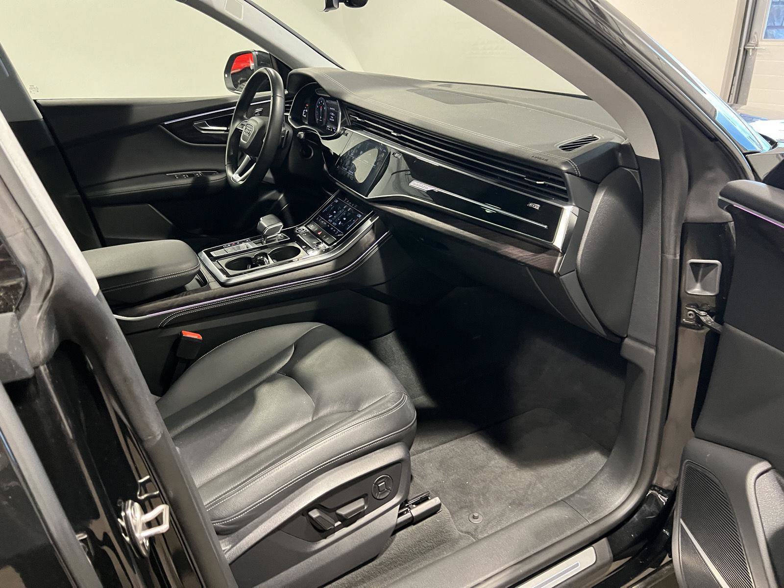 Used 2023 Audi Q8 Premium Plus w/ Premium Plus Package AWD/4WD image 43