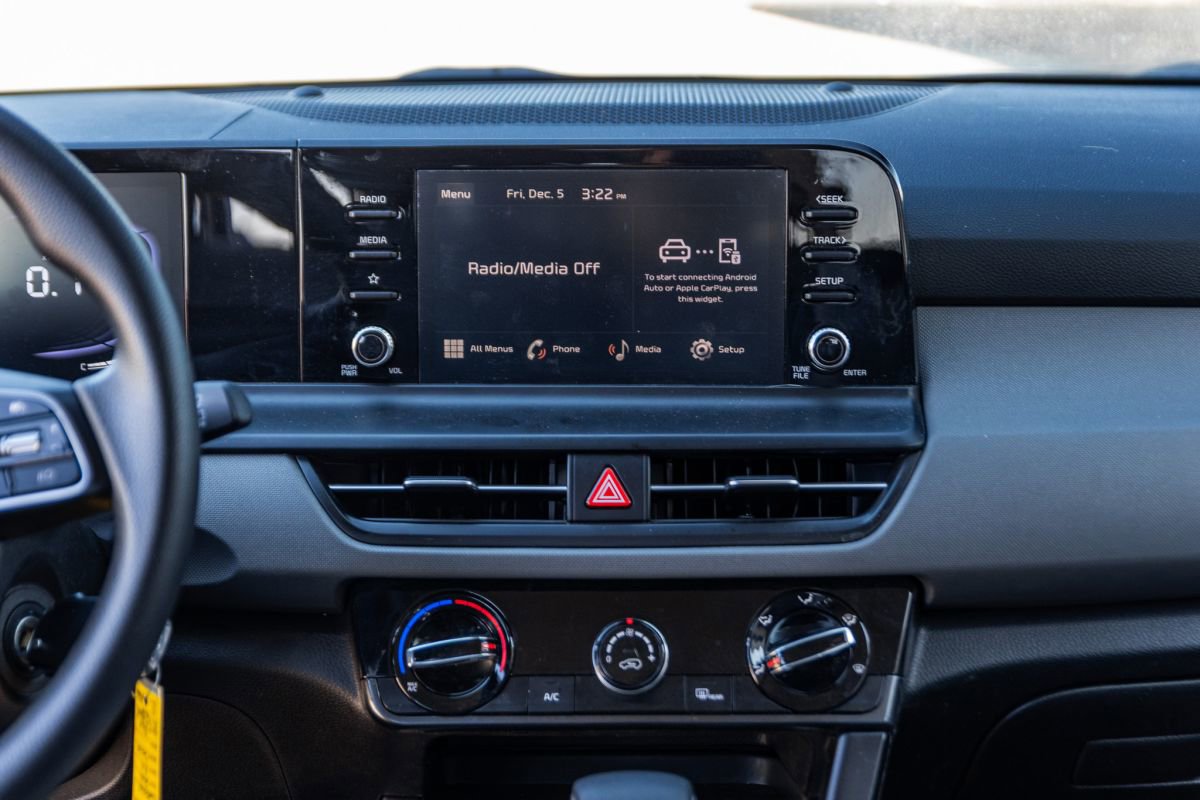 Used 2024 Kia Seltos LX image 9