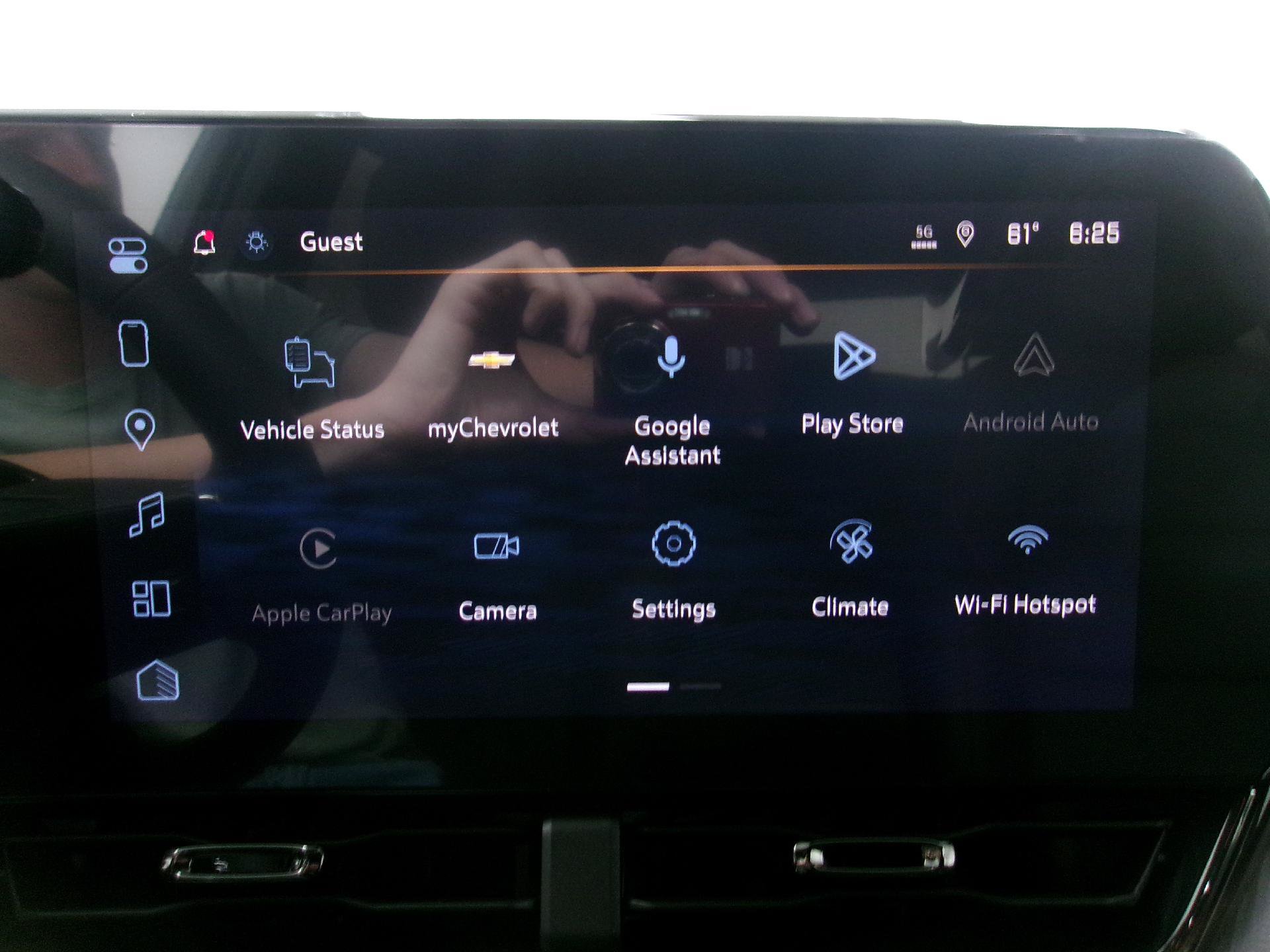 New 2027 Chevrolet Equinox RS w/ Safety and Technology Package AWD/4WD image 6