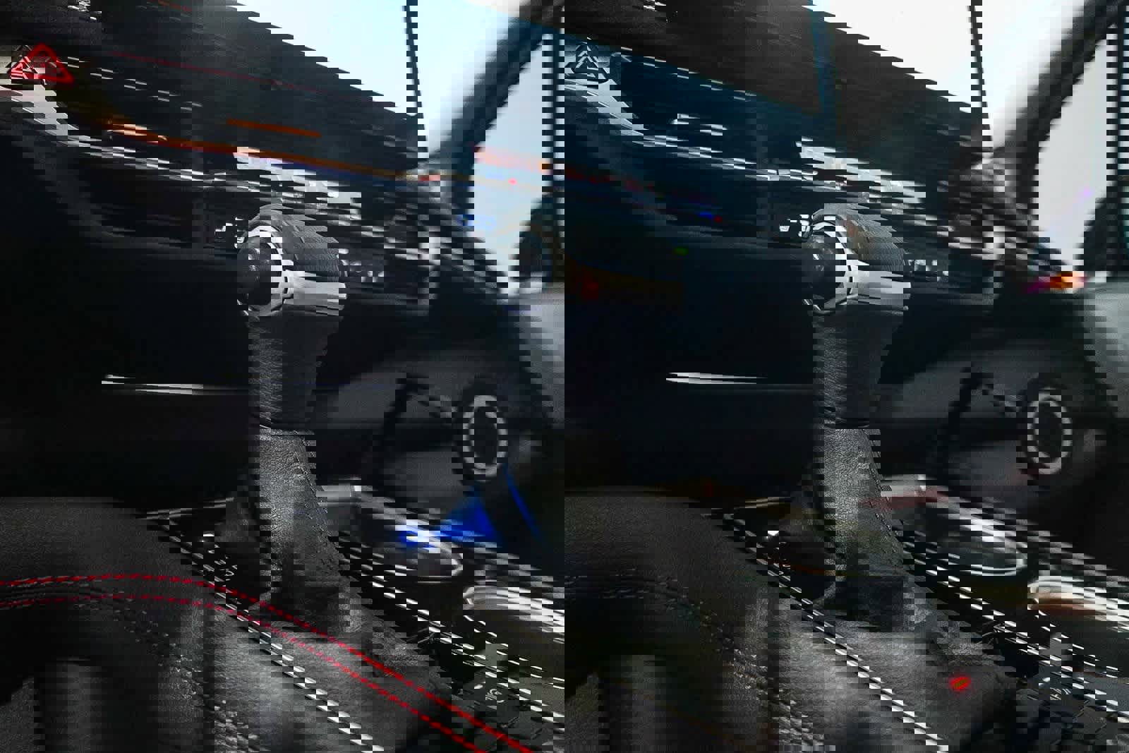 Used 2025 Toyota Sienna XSE image 25