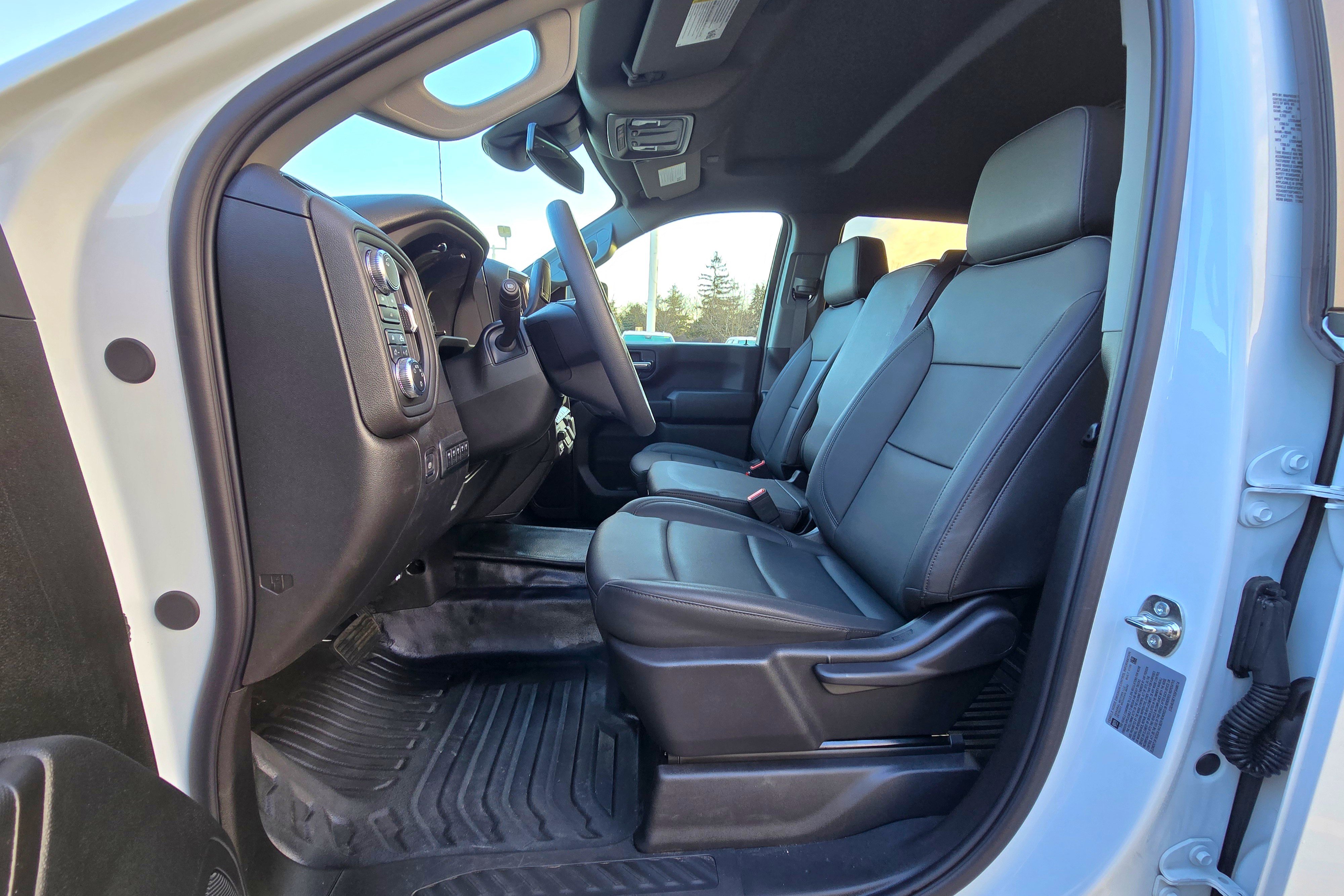 New 2025 GMC Sierra 3500 Pro w/ Convenience Package image 12