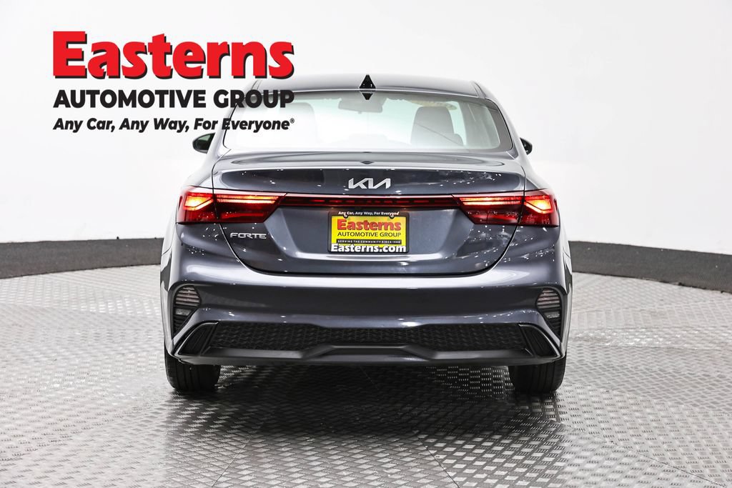 Used 2024 Kia Forte LXS FWD image 6
