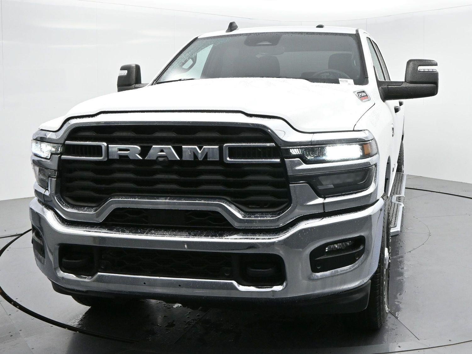 Used 2025 RAM 2500 Big Horn AWD/4WD image 3