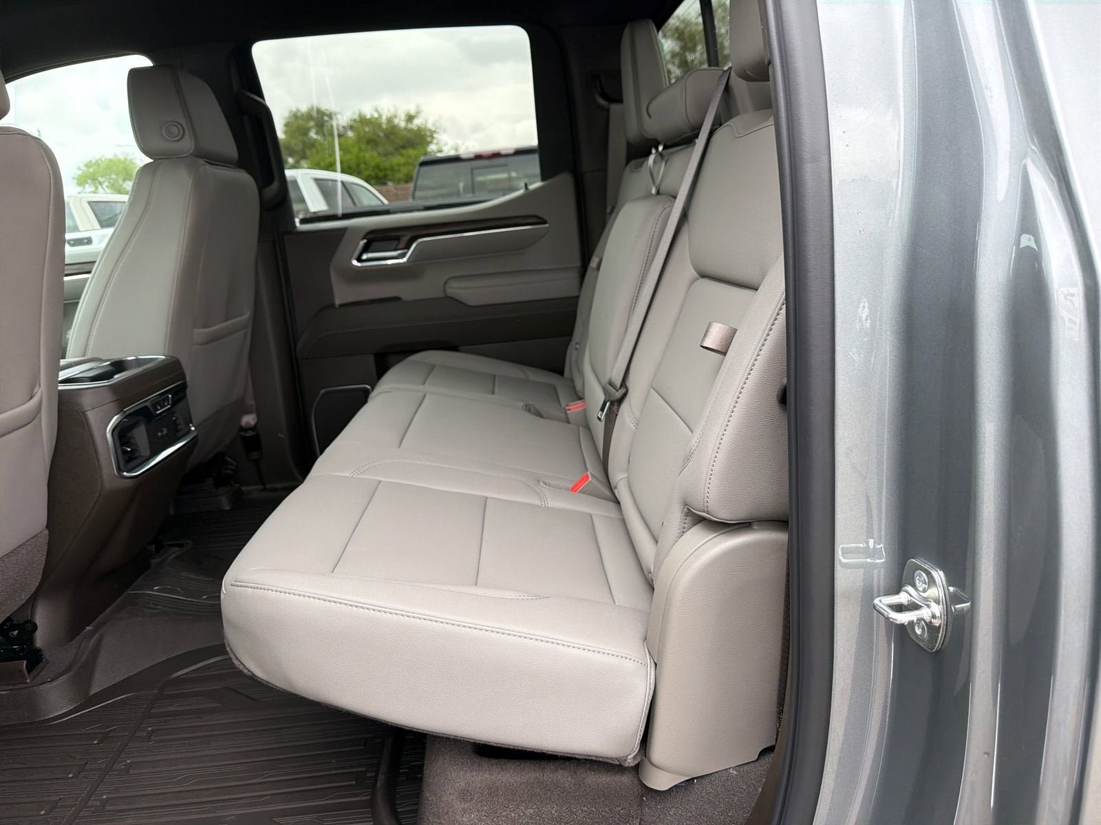 New 2026 GMC Sierra 1500 SLT AWD/4WD image 12