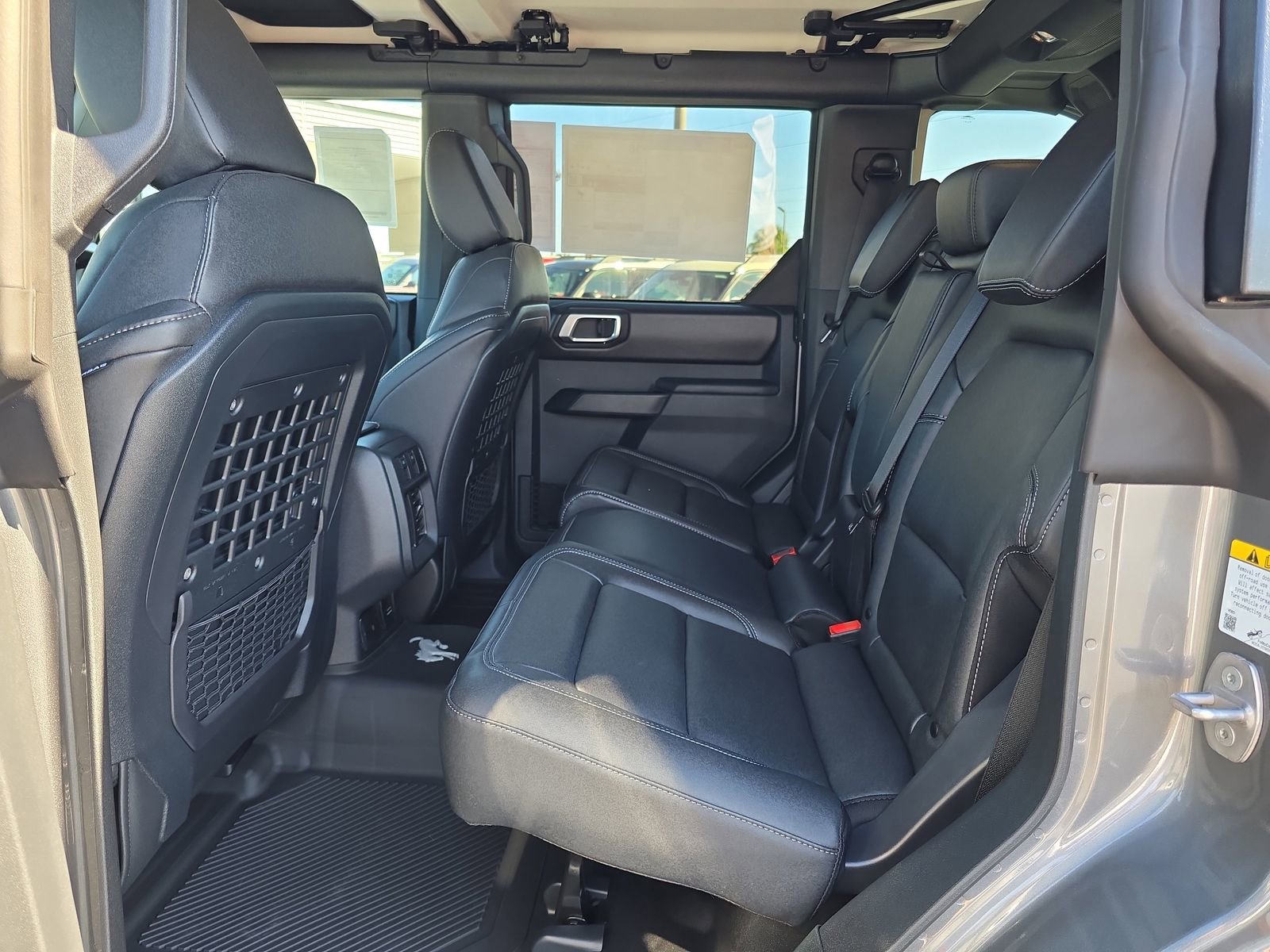 New 2025 Ford Bronco Badlands w/ Sasquatch Package AWD/4WD image 12