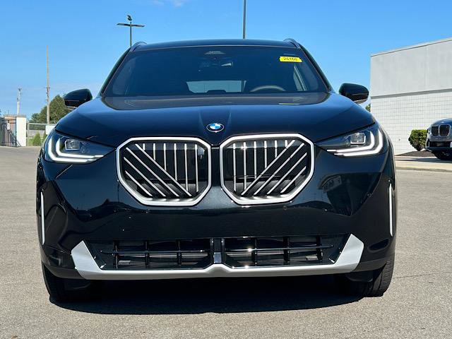 New 2026 BMW X3 xDrive30 w/ Premium Package image 2