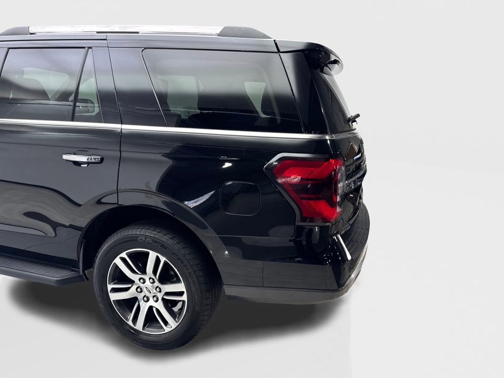 Used 2024 Ford Expedition Limited image 17