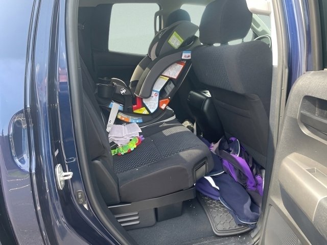 Used 2010 Toyota Tundra Dbl 5.7L V8 6-Spd AT image 9