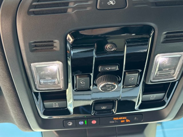 Certified 2025 Cadillac Escalade ESV Sport Platinum AWD/4WD image 24