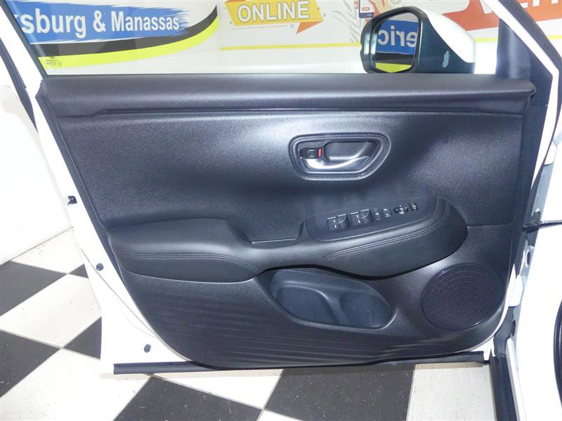 Used 2023 Honda HR-V LX image 20