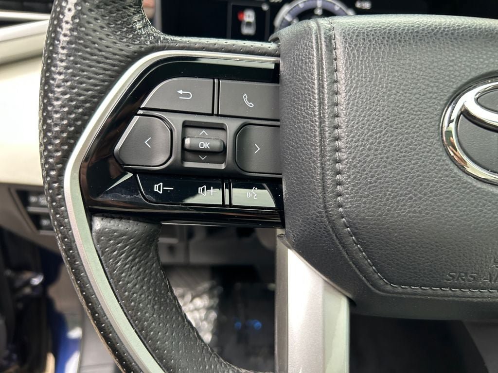 Used 2024 Toyota Tundra Capstone AWD/4WD image 15