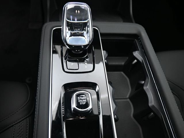 New 2026 Volvo XC90 B6 Plus w/ Protection Package Premier image 11