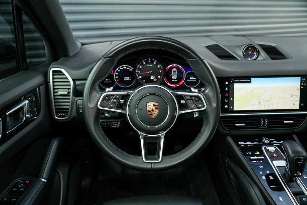 Certified 2023 Porsche Cayenne Platinum Edition AWD/4WD image 28