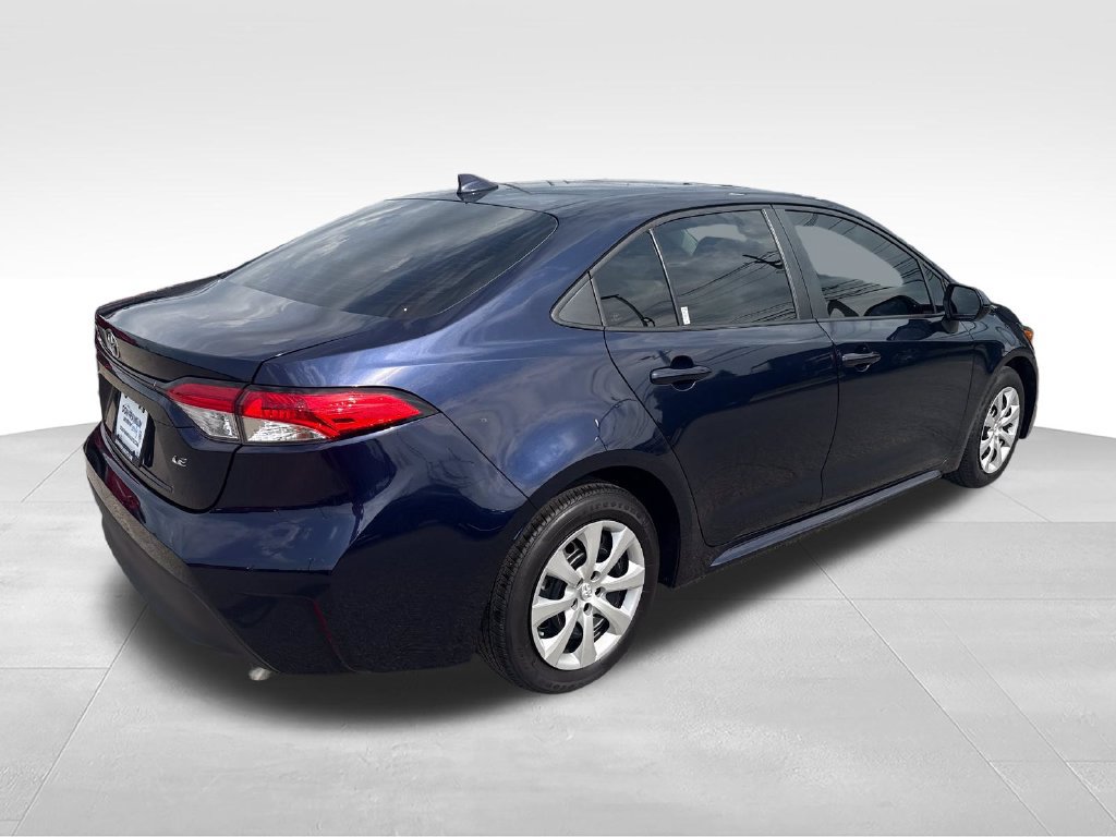 Used 2024 Toyota Corolla LE FWD image 5
