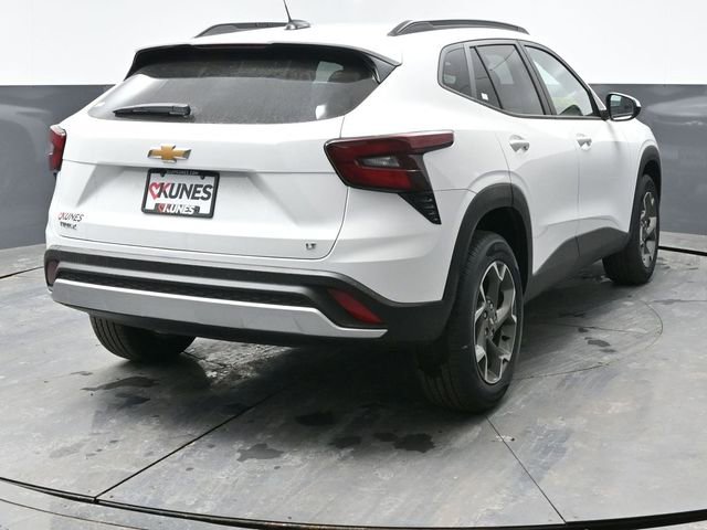 New 2026 Chevrolet Trax LT w/ Driver Confidence Package image 11