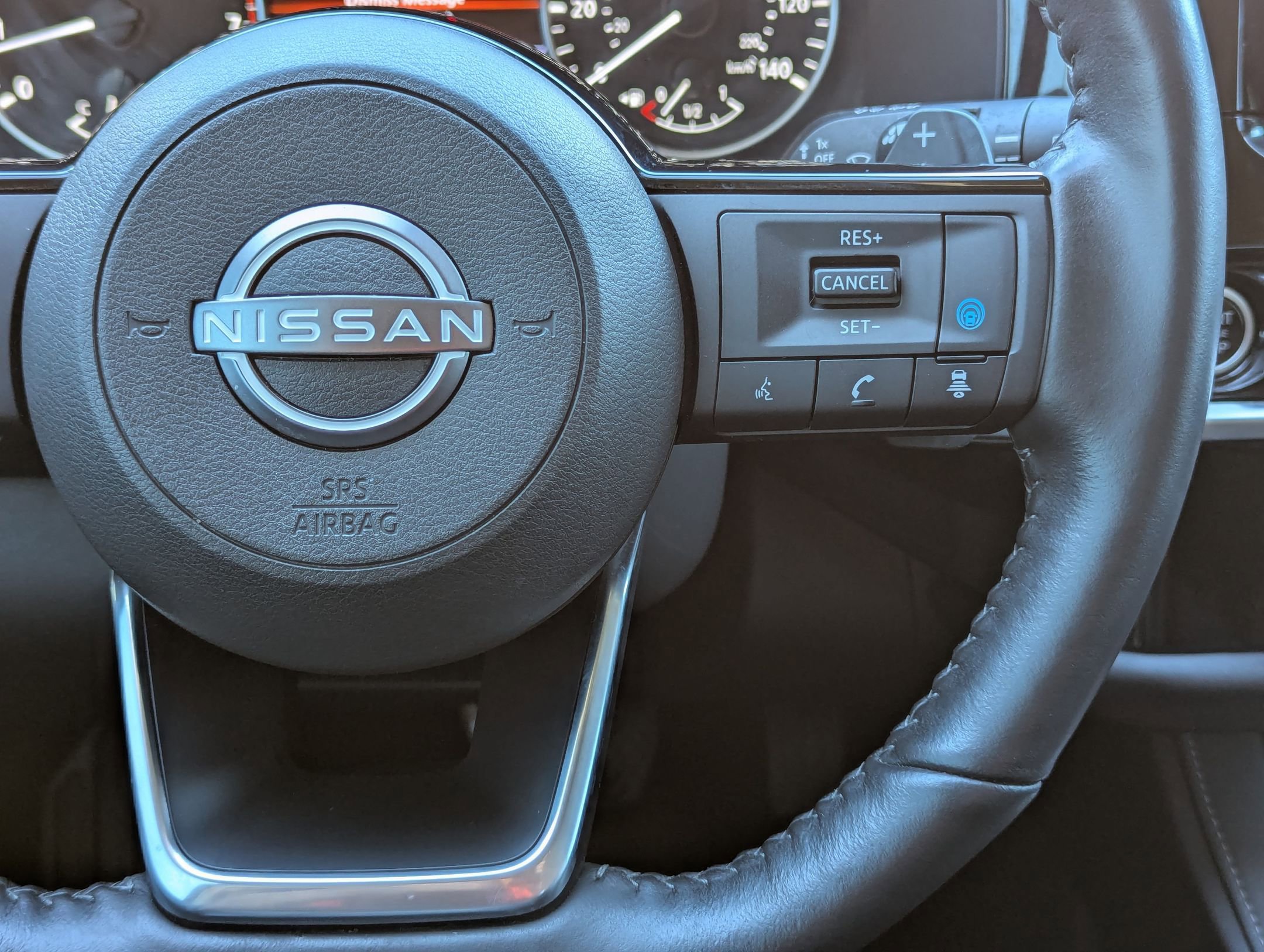 Used 2023 Nissan Pathfinder SL w/ Lighting Package (N92) image 22